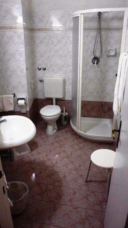 קיאנצ'נו טרמה Hotel Reali חדר תמונה