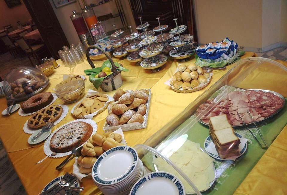 קיאנצ'נו טרמה Hotel Reali מראה חיצוני תמונה